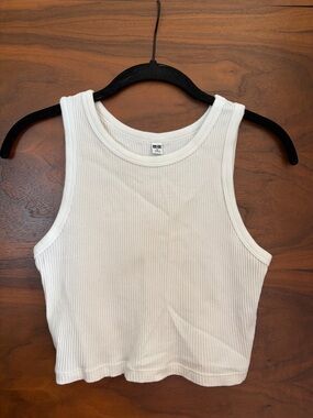 Uniqlo White Ribbed Tank Crop Top